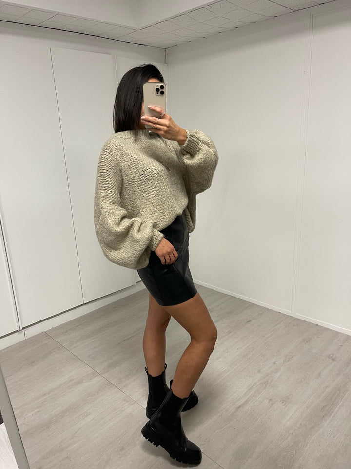 KALYA BEIGE SWEATER