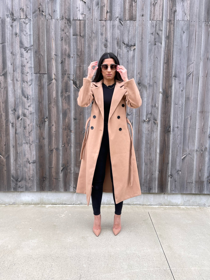 CLASSY CAMEL COAT